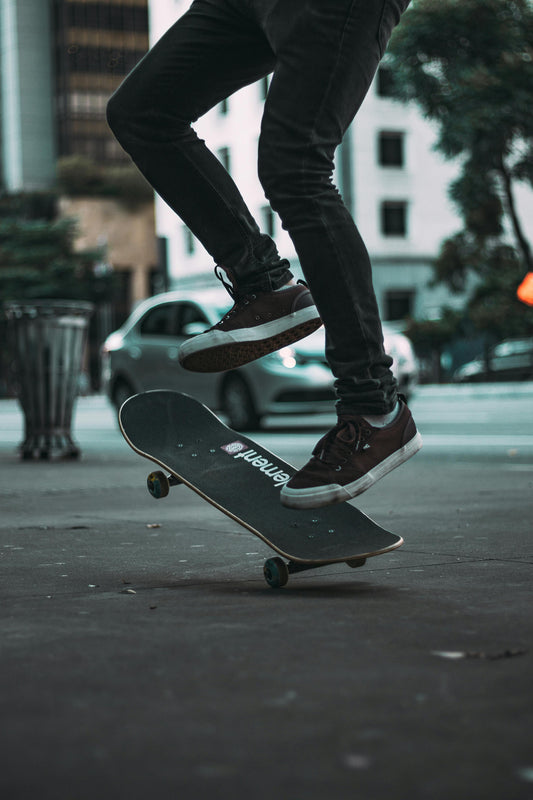 Guía de Skate: 5 Trucos de Principiante a Avanzado